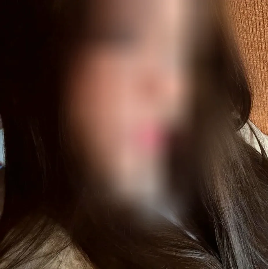 Georgina, 20