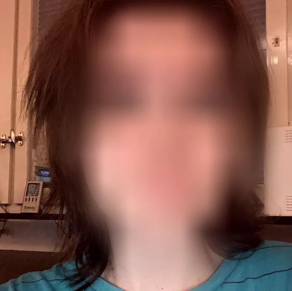Ilona, 29