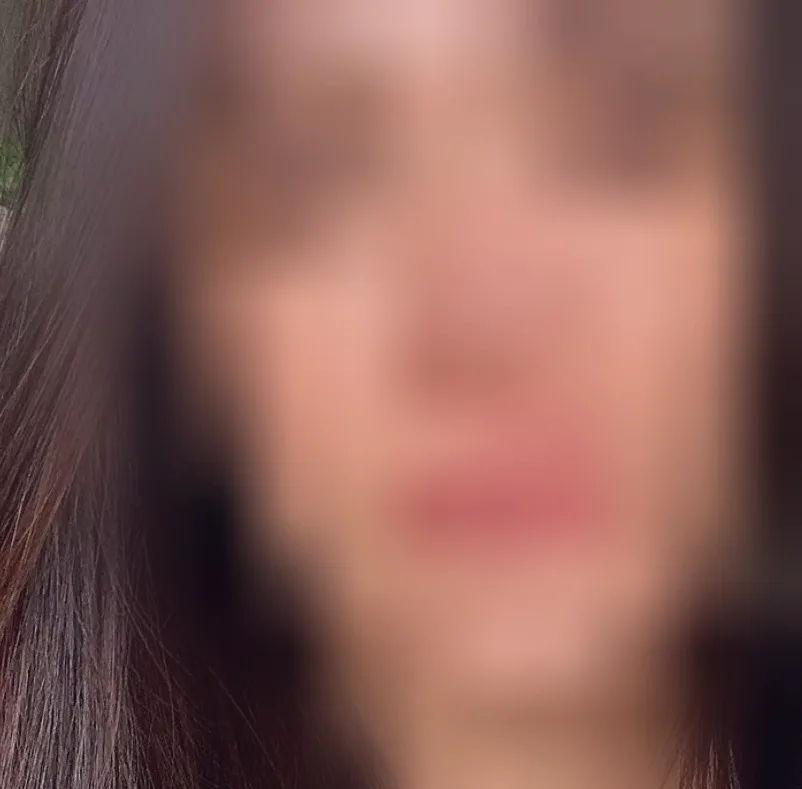 Ivett, 36