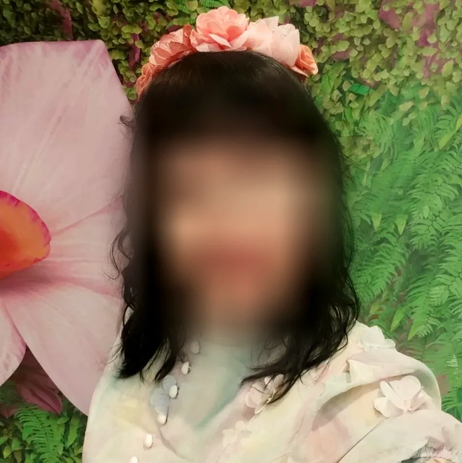 Ramóna, 31
