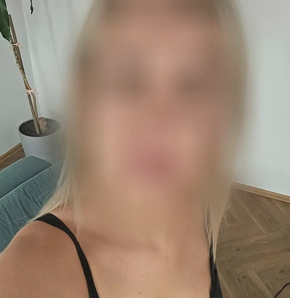 Szabina, 26