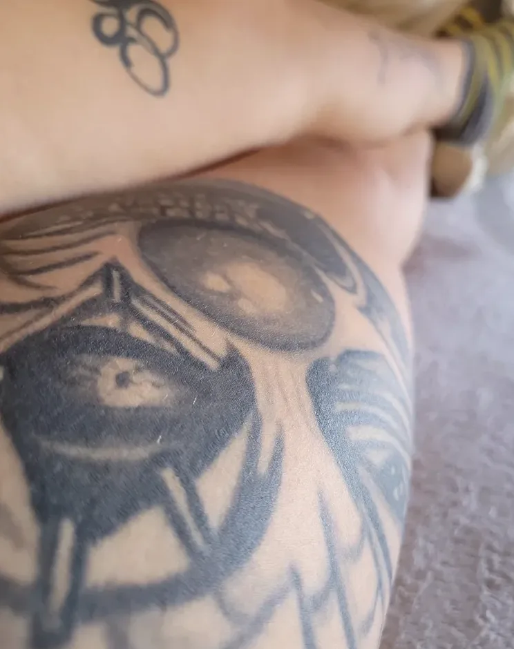 Zsuzsa, 31